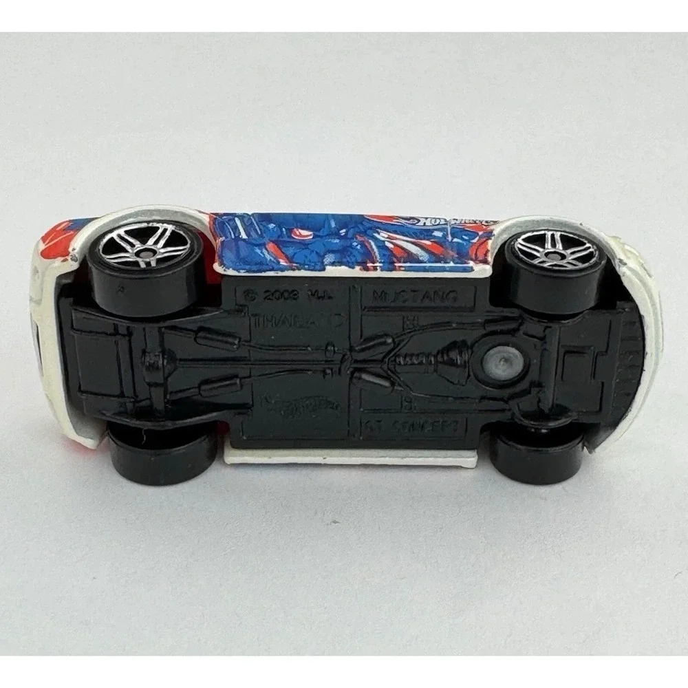 Hot Wheels Mustang GT Concept White Blue Red Graphic 2008 Mystery Cars 1:64